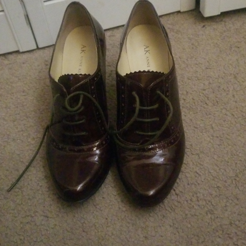 Anne Kline heels